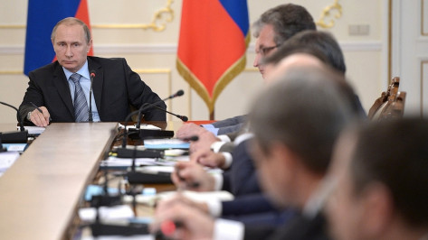 Владимир Путин согласился с необходимостью уничтожать санкционные продукты на границе