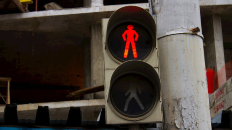 В Воронеже из-за аварии на электросети отключились светофоры