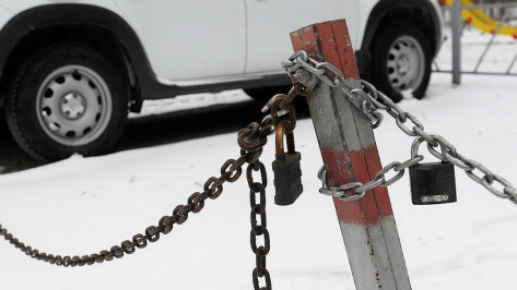 В Рождество в центре Воронежа запретят парковку на 3-х улицах возле храмов