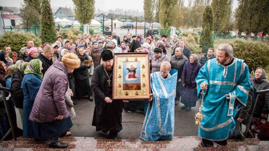 Аннинцы поблагодарили Богородицу за хороший урожай