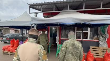 В ходе рейда на территории Алексеевского рынка в Воронеже следователи проверили 12 «новых» россиян