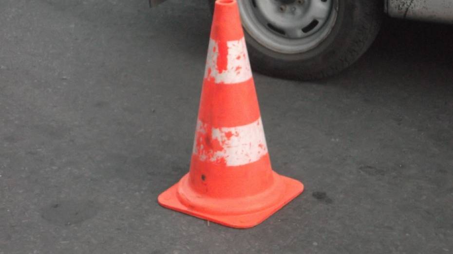 Вчера в Воронежской области случилось 100 ДТП