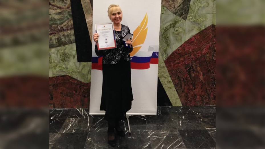 Жительница Верхнего Мамона стала номинантом национальной литературной премии «Поэт года»