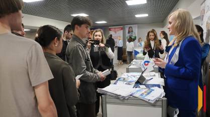 Работа здесь и сейчас: в Воронеже прошла масштабная ярмарка трудоустройства