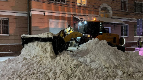 Стало известно, какие улицы в Воронеже перекроют из-за уборки снега