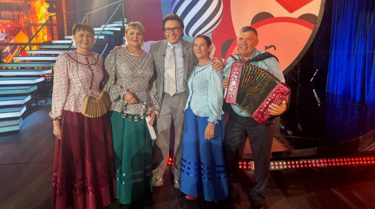 Воробьевский казачий ансамбль «Конязек» спел в передаче «Песни от всей души» Малахова