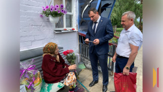 «Сказали, что мне 100, а я думала – лет 40–50 еще». Мать-героиня из Воронежской области Анастасия Бакаева отпраздновала вековой юбилей