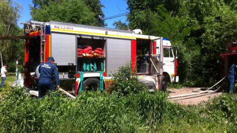 В Воронеже эвакуировали пациентов поликлиники из-за прорыва газовой трубы 