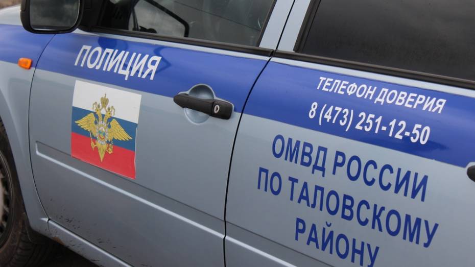 В Воронежской области столкнулись 2 легковушки: водители погибли
