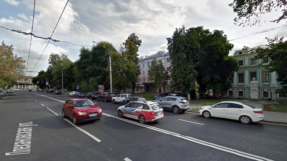 Бульвар в центре Воронежа оборудуют системой автополива за 1,5 млн рублей