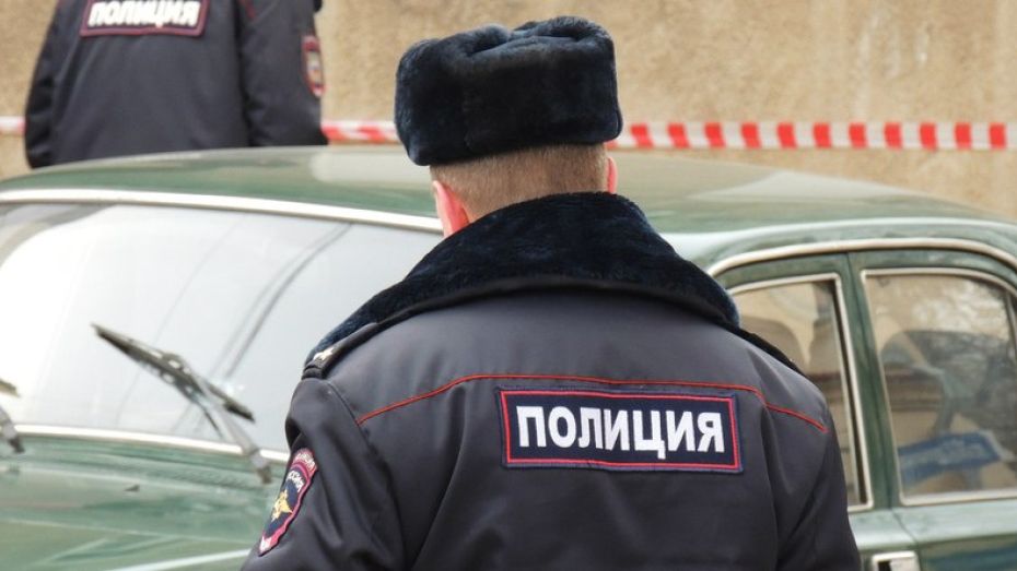 В Воронеже попался повредивший автомобили неадекватный мужчина