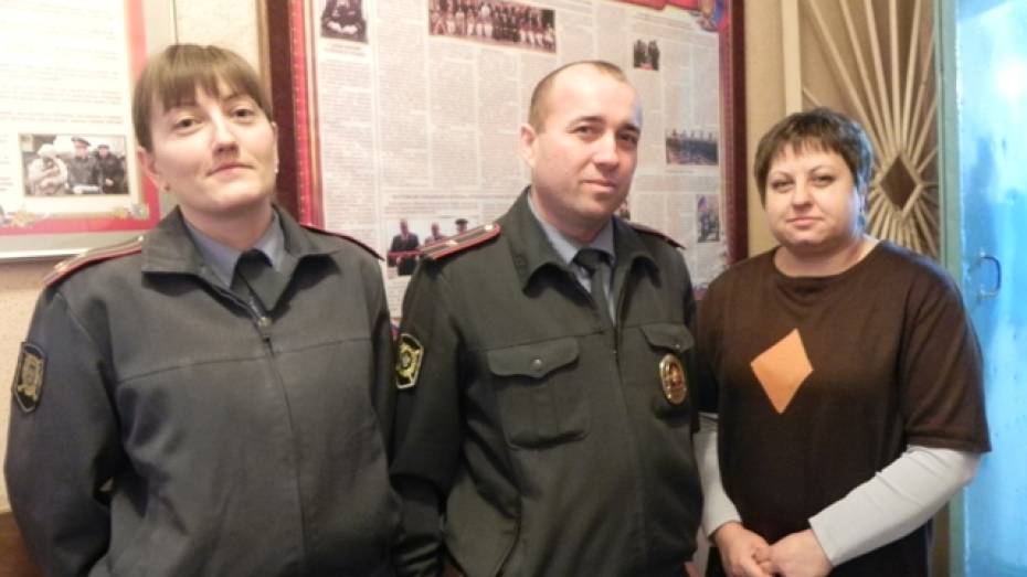Кантемировские полицейские запели песни Надежды Кадышевой