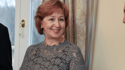 Татьяна Гордеева получила медаль дома Романовых за помощь воронежскому дворцу Ольденбургских 