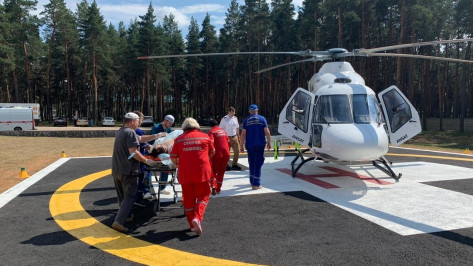 В Воронежской области 7 COVID-пациентов эвакуировали на вертолете