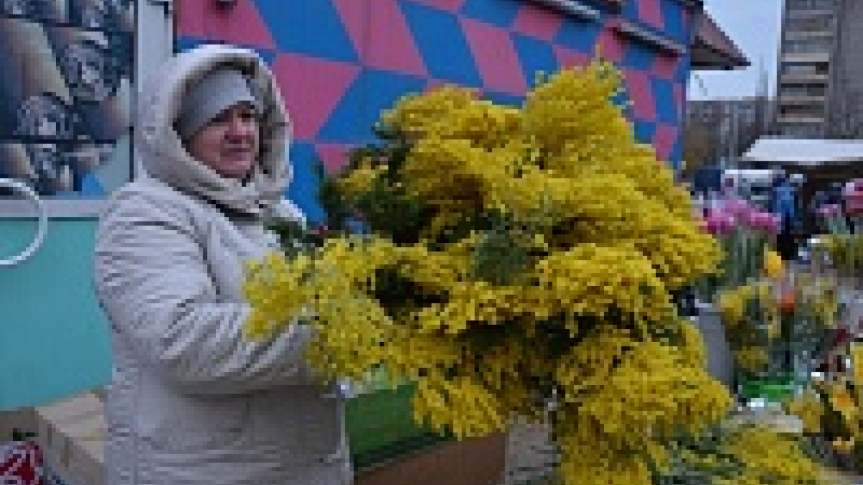 В Воронеже к 8 Марта цены на цветы подняли в полтора раза