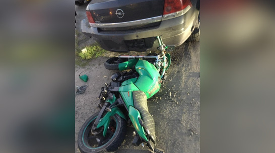 В Богучаре Воронежской области в ДТП пострадал 17-летний мотоциклист