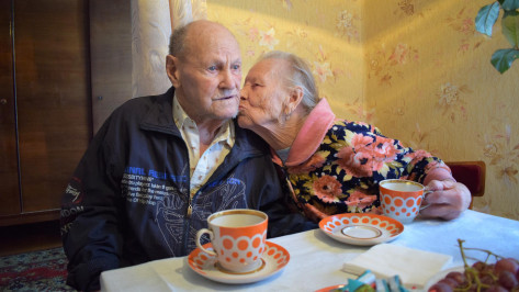 Супруги из Борисоглебска отметили 74-ю годовщину свадьбы