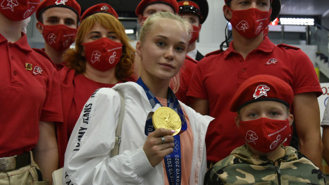 Губернатор поздравил воронежскую гимнастку Ангелину Мельникову с «золотом» чемпионата мира