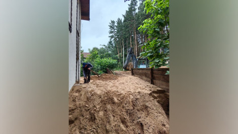 Причиной схода селя под Воронежем стало нарушение отвода воды