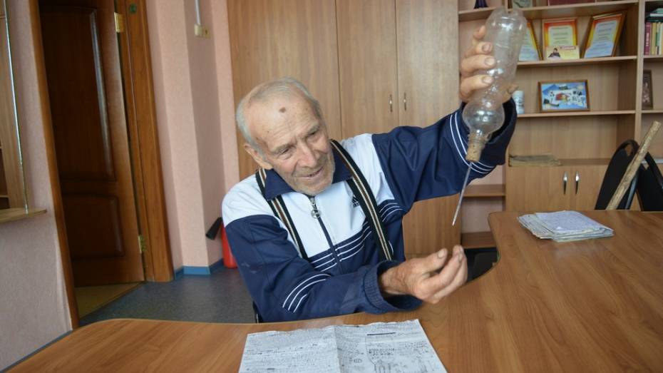Пенсионер из россошанского села изобрел устройство для заправки авторучки