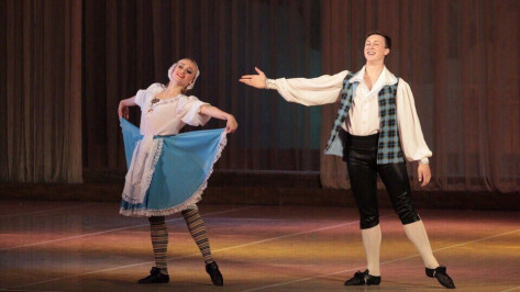 Воронежские артисты поддержат концертом 21-летнего танцора без ноги