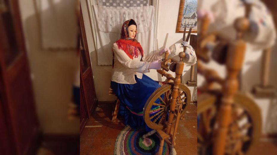Житель богучарского села Монастырщина сделал куклу главной героини из «Тихого Дона» Шолохова