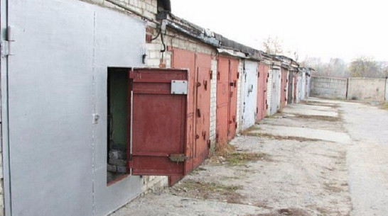 В Бутурлиновке 25-летний парень обворовал 14 гаражей