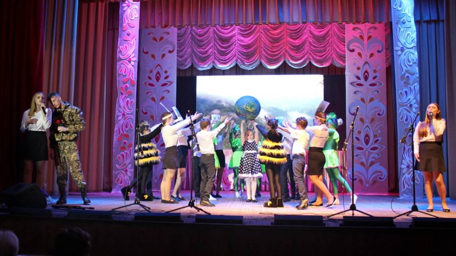 Таловские школьники победили в двух номинациях на межрайонном конкурсе «Поющая планета»