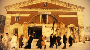 Фото РИА «Воронеж». Горожане встретили Рождество в спасенном от сноса храме 