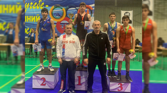 Богучарский борец завоевал «золото» на турнире в Волгограде