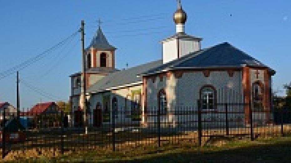 В селе Мастюгино Острогожского района прошла первая служба в новой церкви