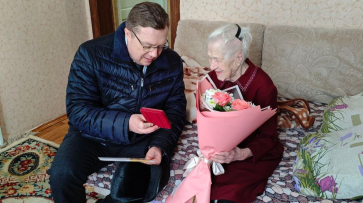 В Борисоглебске медаль к юбилею Победы вручили 101-летней ветерану ВОВ