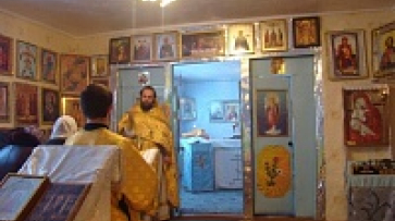 В селе Архангельском прошёл первый молебен в новом храме