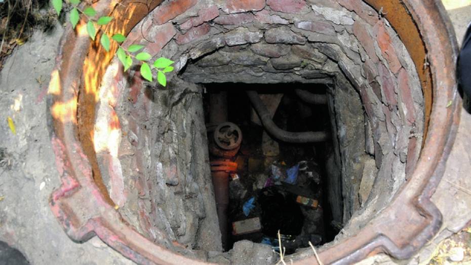 В Новой Усмани в канализационном коллекторе нашли труп молодого человека
