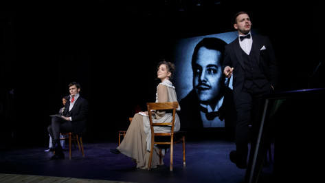 В Нововоронеже прошел спектакль-дефиле о популяризаторе русского искусства Сергее Дягилеве