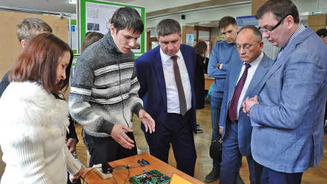 Воронежский опорный университет показал разработки молодых ученых