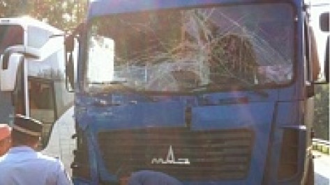Грузовик «МАЗ» врезался в автобус на 666 км трассы «Дон» в Воронежской области
