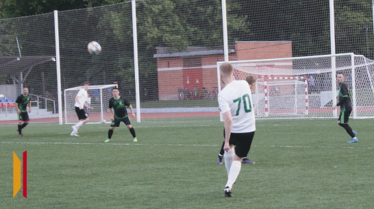 Бобровские футболисты обыграли поворинцев со счетом 5:1