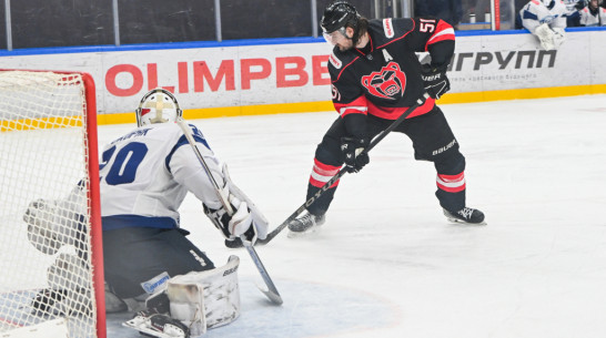 Воронежский «Буран» проиграл пермскому «Молоту» по буллитам