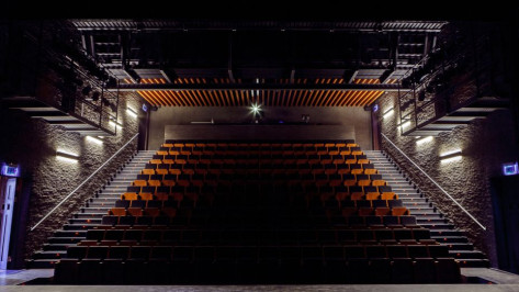 В здании воронежского Камерного театра капитально отремонтируют полы