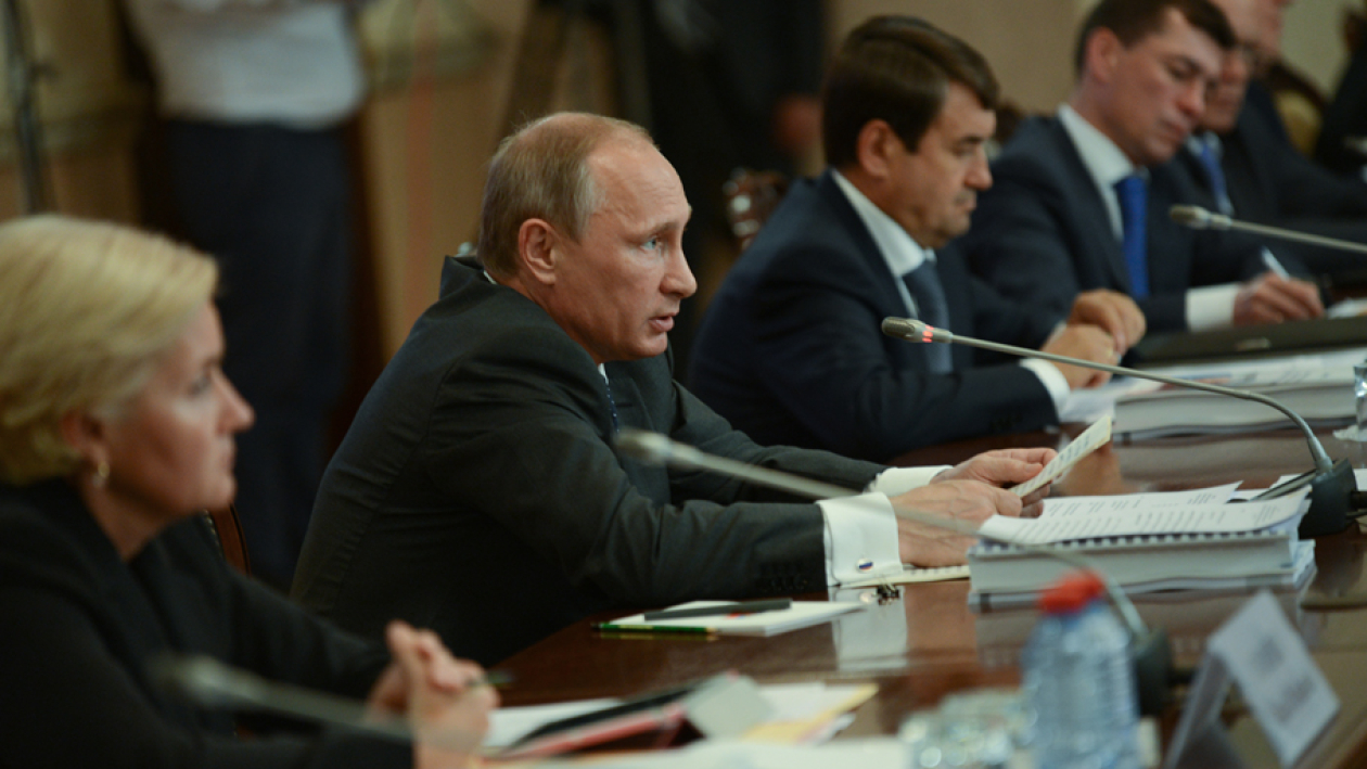Владимир Путин: «В Воронежской области вопросы соцподдержки населения прорабатываются творчески»