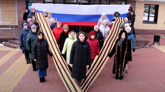 В Подгоренском районе работники культуры записали ролики в поддержку военных РФ