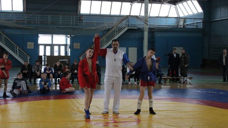 Верхнемамонские спортсмены стали победителями первенства Семилукского района по самбо