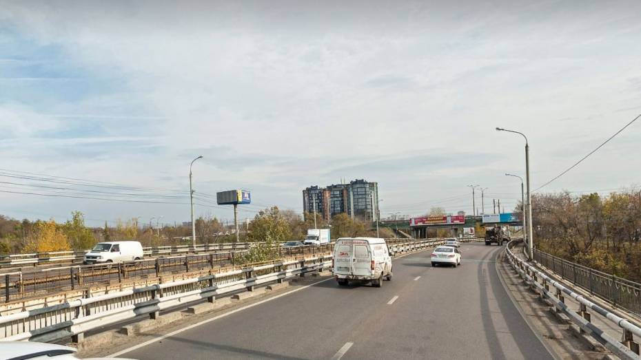 Виадук возле Центрального парка в Воронеже отремонтируют