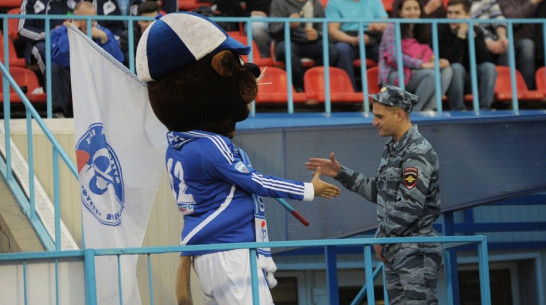 Воронежский «Факел» заплатит 20 тыс рублей за поведение своих болельщиков