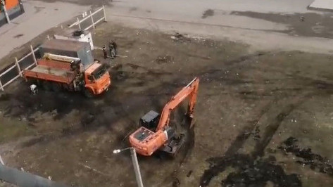 Техника начала работу на стройплощадке высотки в воронежском микрорайоне Шилово