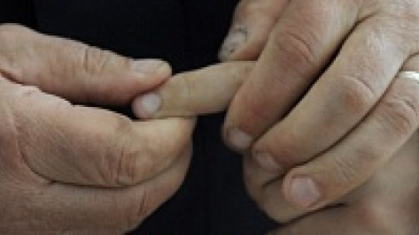 В Воронеже под суд пойдет отец, сломавший сыновьям руки