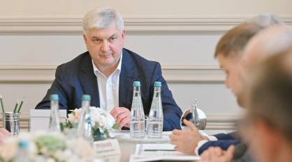 Воронежский губернатор: «Половина заправок обеспечены бензином»