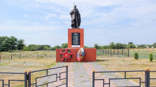 На братском захоронении в лискинской слободе Екатериновка заменили скульптуру солдата