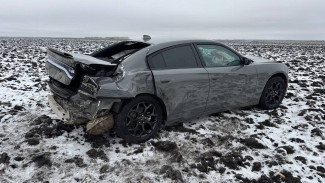 В Воронежской области Dodge столкнулся с Chevrolet Niva и фурой: пострадали 2 человека